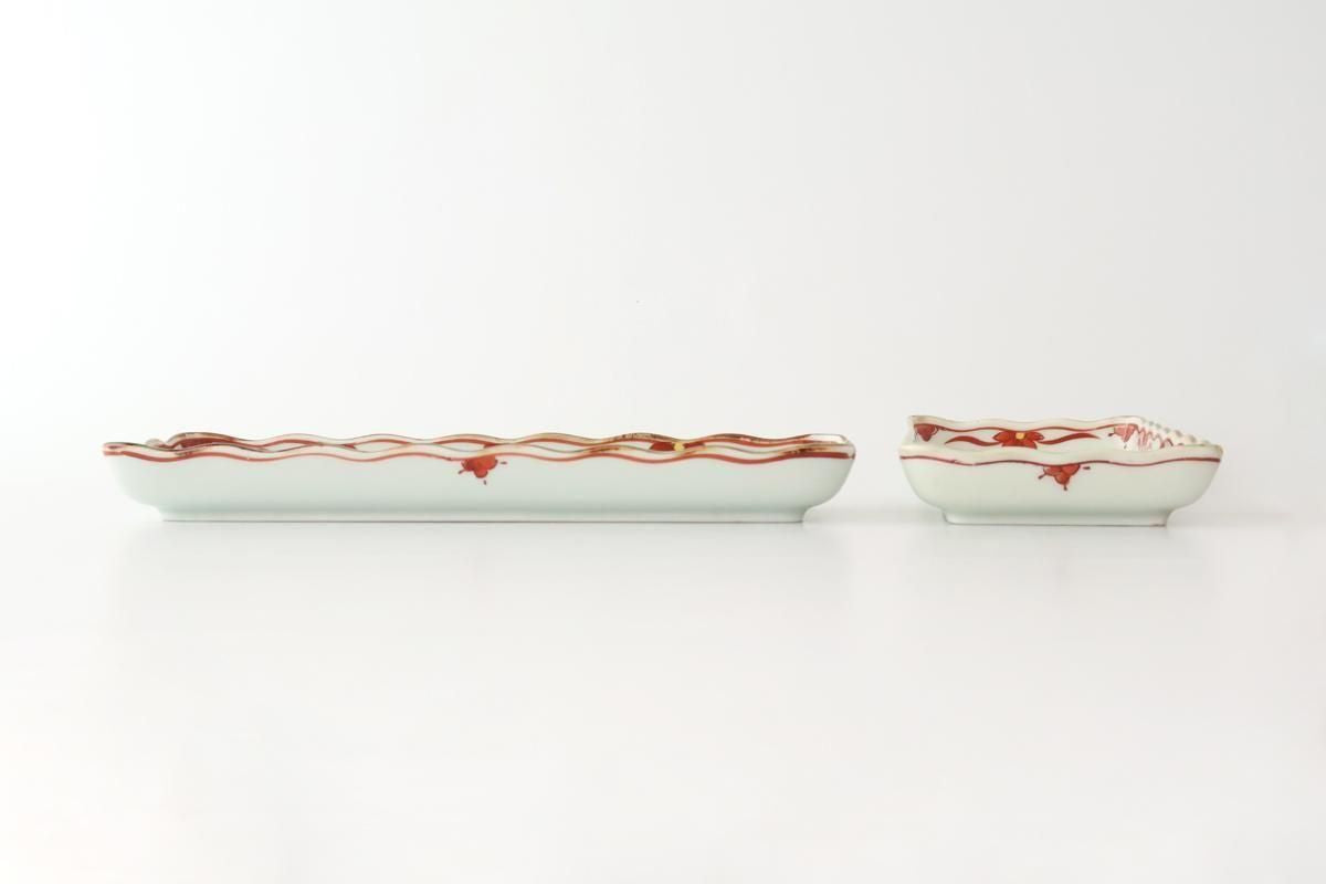 Wave-rimmed Rectangular Plate Red and Green | Sushi Plate Arita Ware