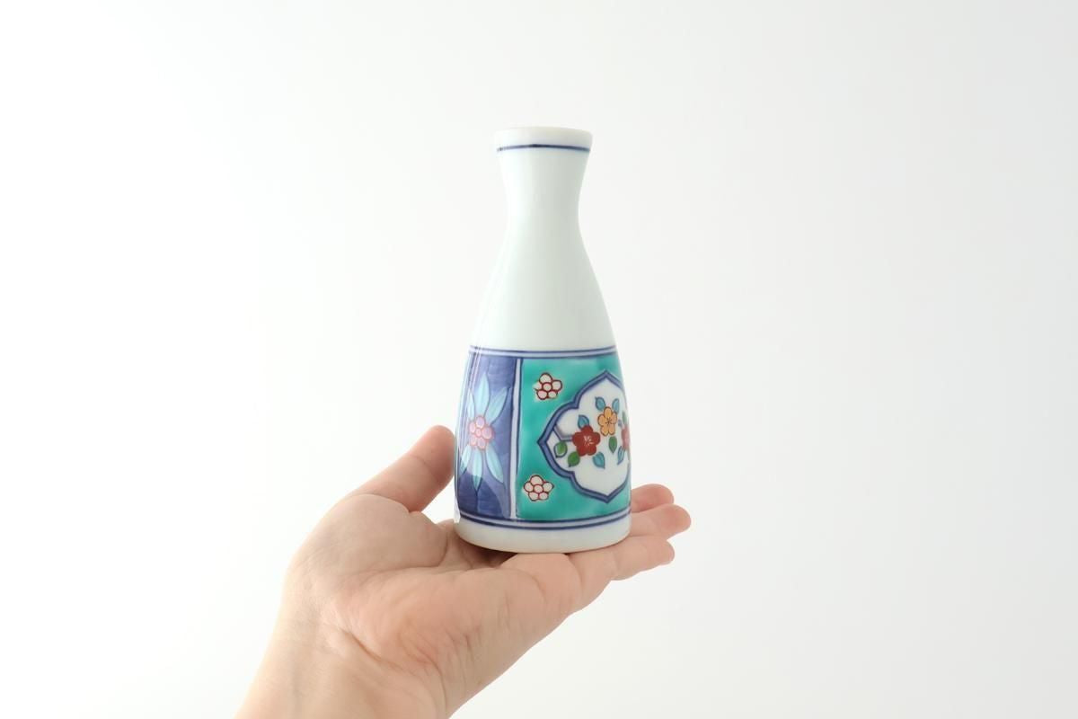 Sake Bottle Tokkuri Red Flower and Green Frame | Arita Ware