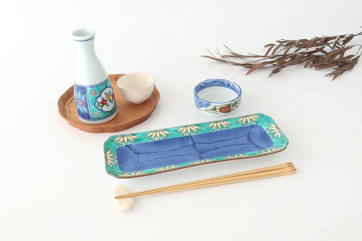 Sake Bottle Tokkuri Red Flower and Green Frame | Arita Ware