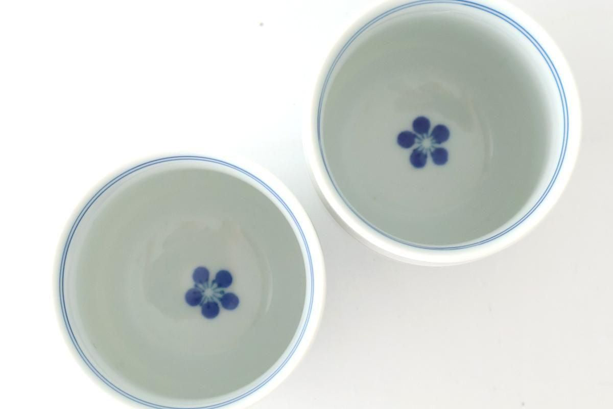 Japanese Cup Red Lines and Plum｜Yunomi Hasami Ware