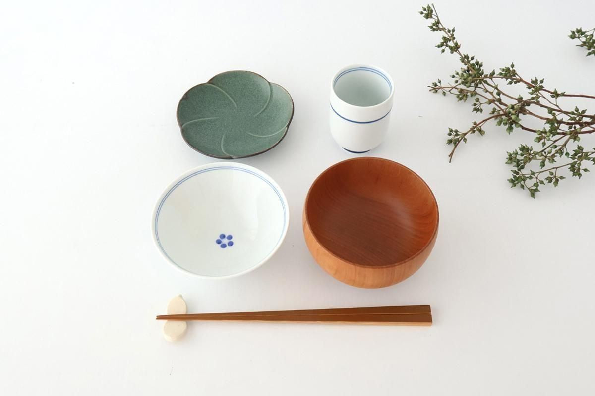 Japanese Cup Blue Lines and Plum｜Yunomi Hasami Ware
