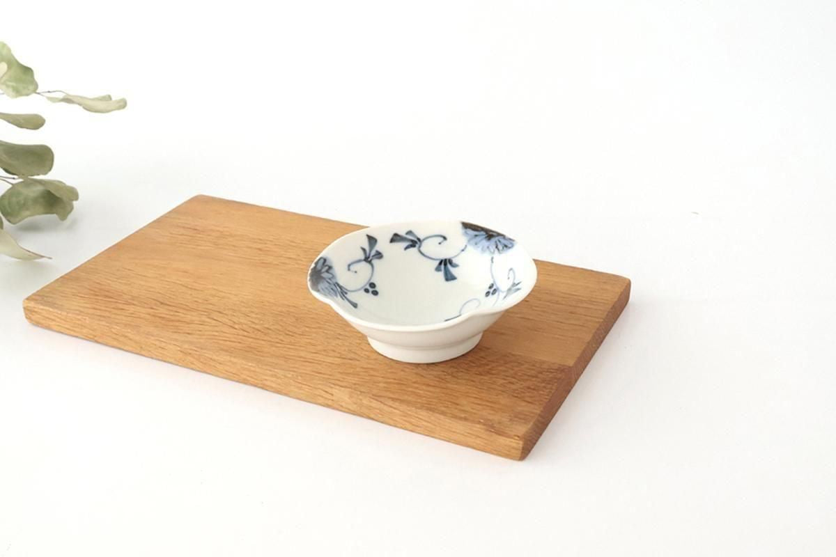 Small Bowl Blue Floral Arabesque | Kobachi Hasami Ware