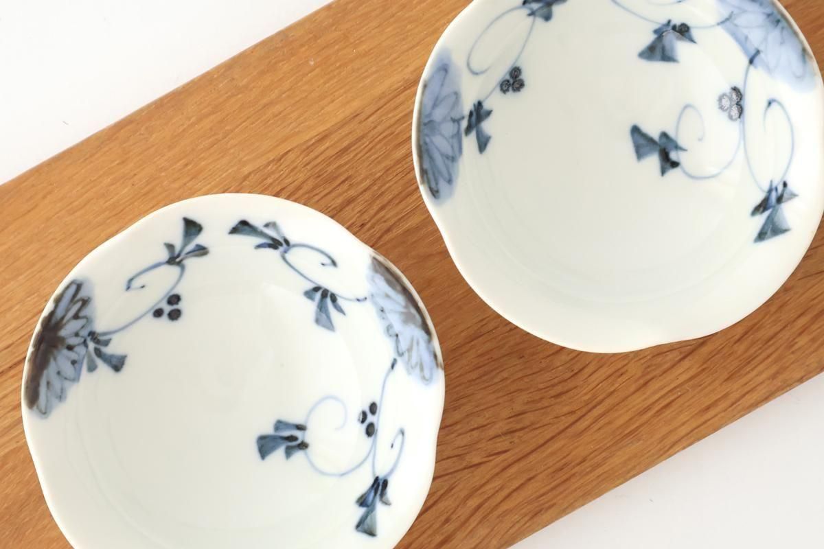 Small Bowl Blue Floral Arabesque | Kobachi Hasami Ware