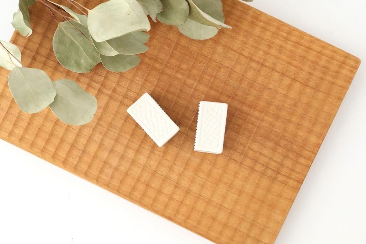 Chopstick Rest Tokusa Black | Hashioki Hasami Ware