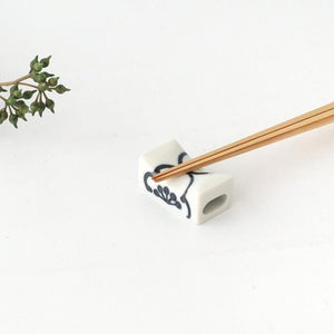 Chopstick Rest White Plum | Hashioki Hasami Ware