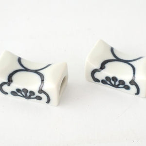 Chopstick Rest White Plum | Hashioki Hasami Ware