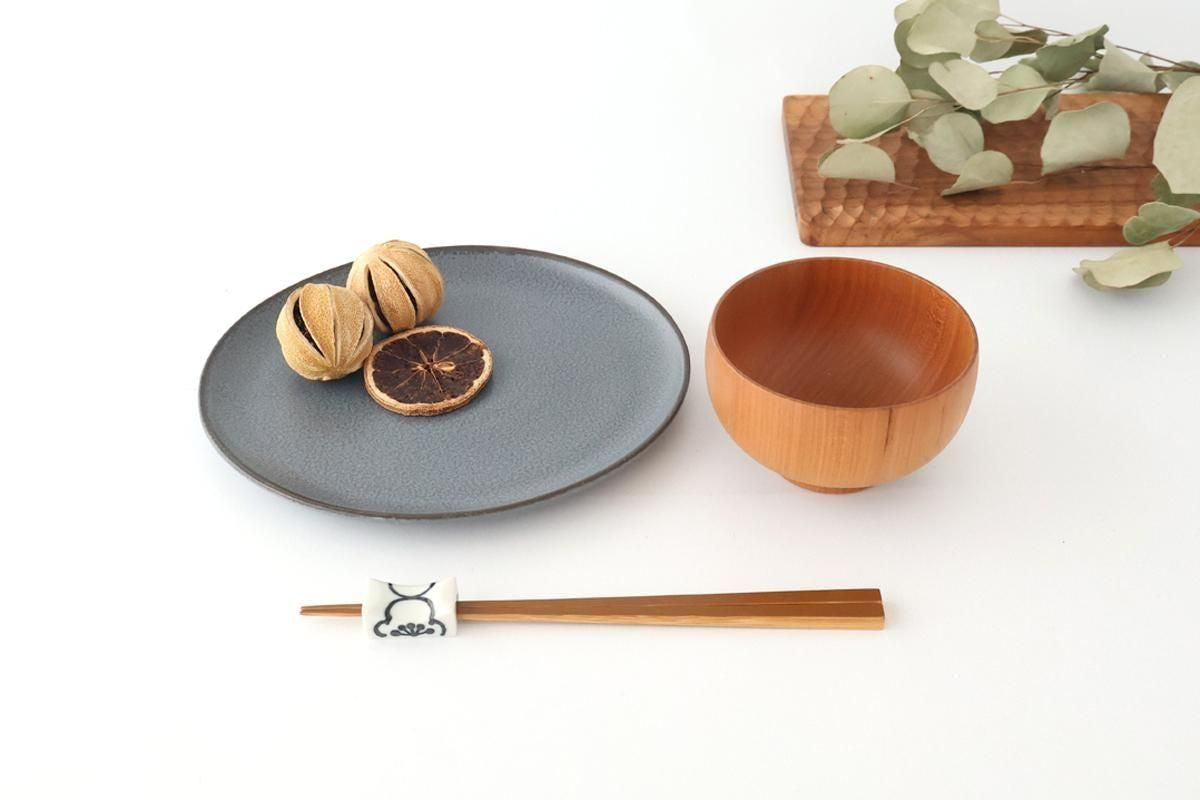 Chopstick Rest White Plum | Hashioki Hasami Ware