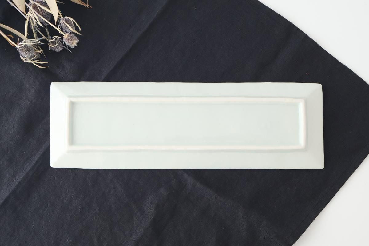 Rectangle Plate Blue Chrysanthemum｜Sushi Plate Arita Ware