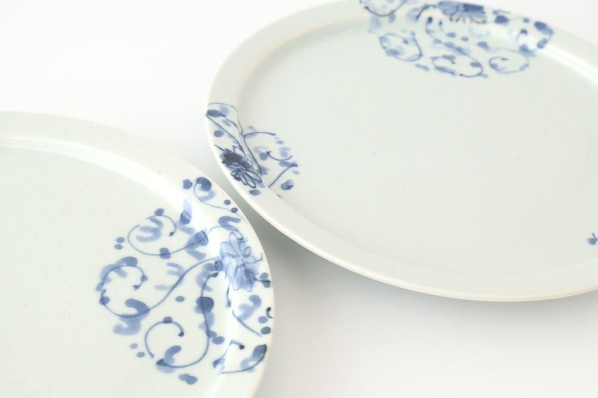 Round Flat Plate Chrysanthemum Arabesque 21㎝/8.3in | Arita Ware