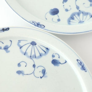 Round Flat Plate Blue Chrysanthemum 21㎝/8.3in | Arita Ware