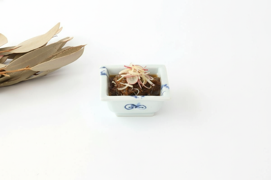 Square Small Bowl Chrysanthemum Pattern | Kobachi Arita Ware