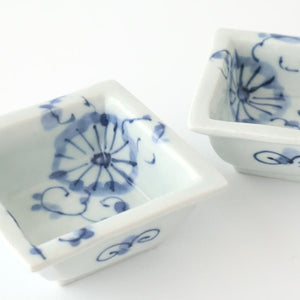 Square Small Bowl Chrysanthemum Pattern | Kobachi Arita Ware
