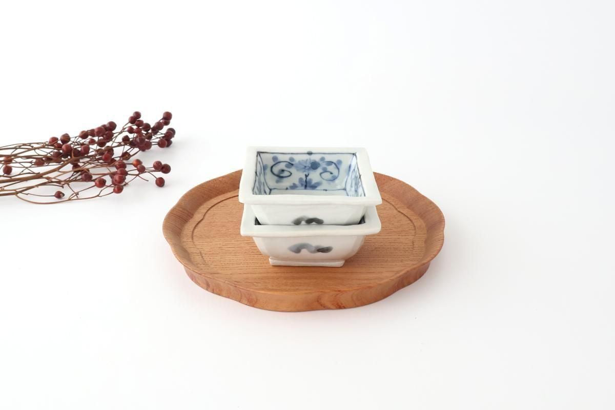 Square Small Bowl Peony and Arabesque | Kobachi Arita Ware