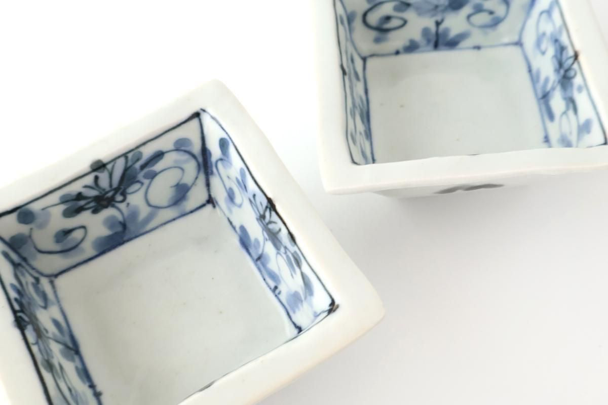 Square Small Bowl Peony and Arabesque | Kobachi Arita Ware