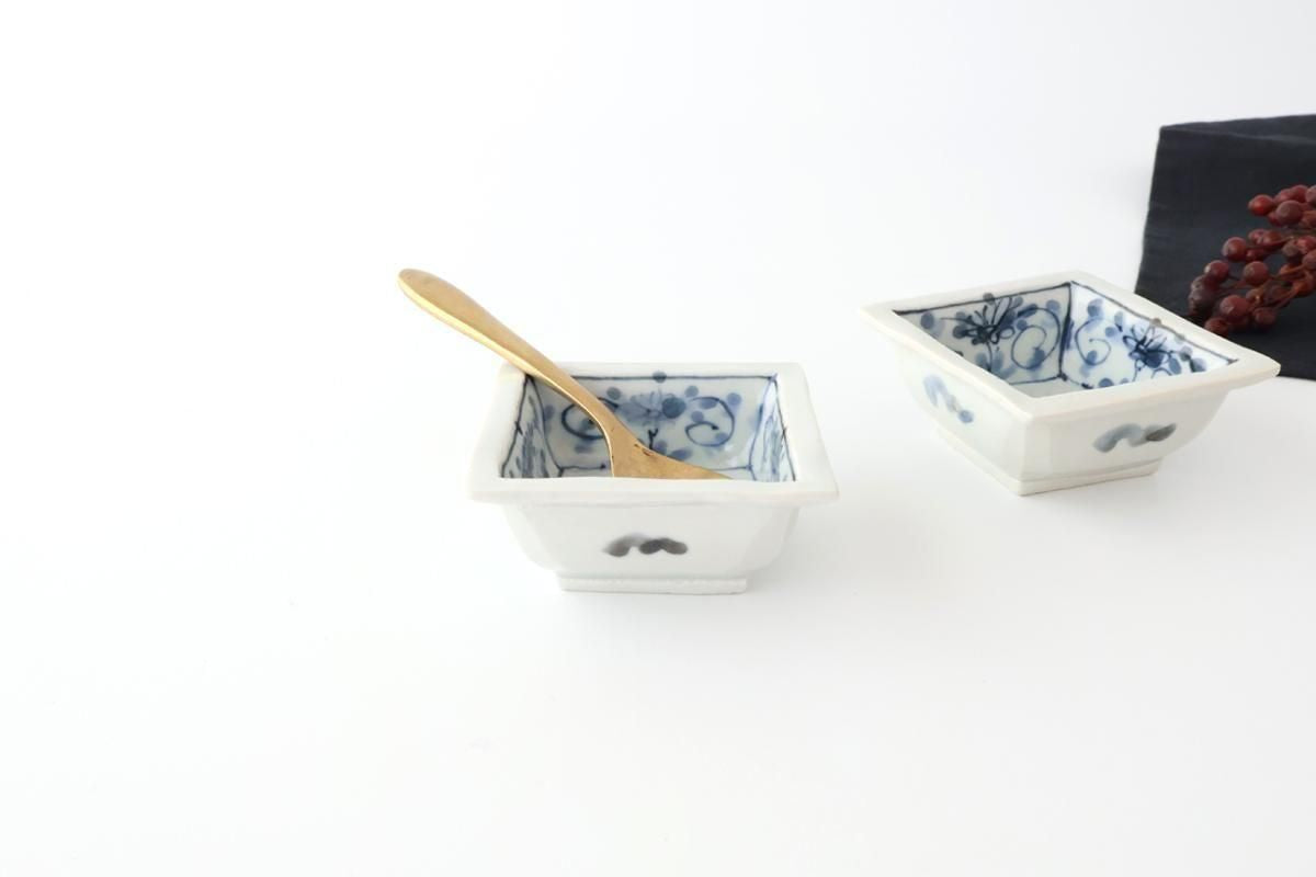 Square Small Bowl Peony and Arabesque | Kobachi Arita Ware