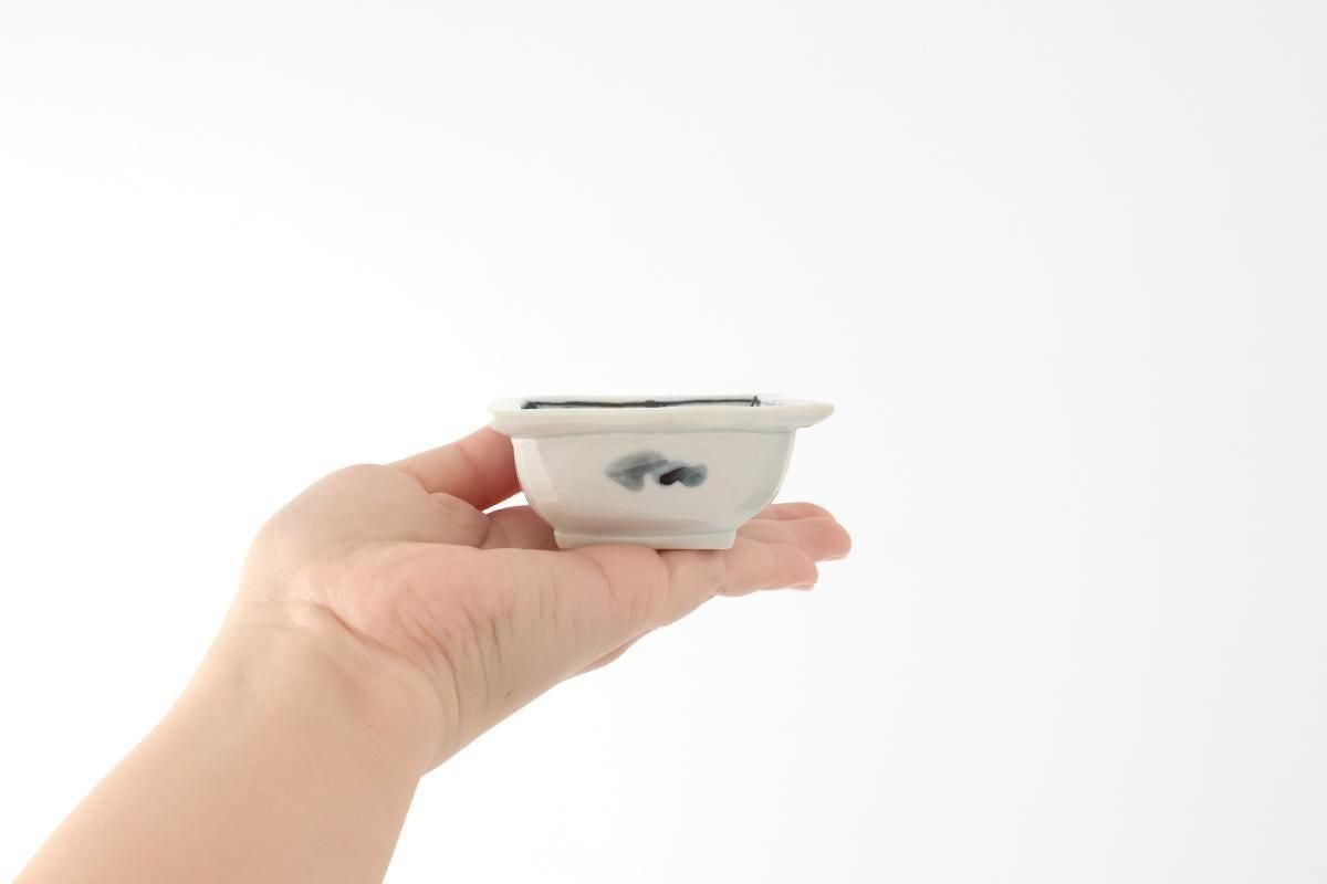 Square Small Bowl Peony and Arabesque | Kobachi Arita Ware