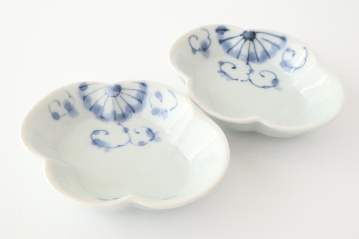 Small Plate Chrysanthemum | Sauce Plate Arita Ware