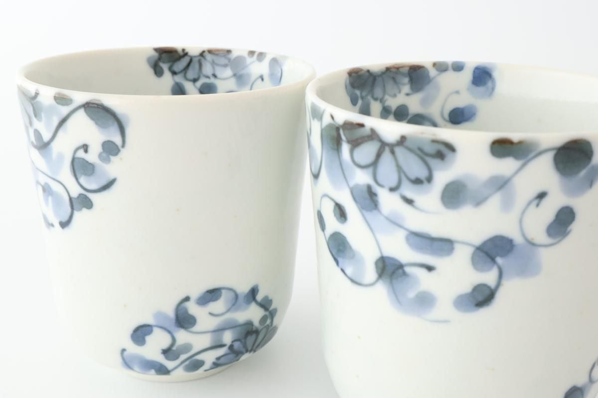 Japanese Cup Chrysanthemum Arabesque  | Yunomi Arita Ware