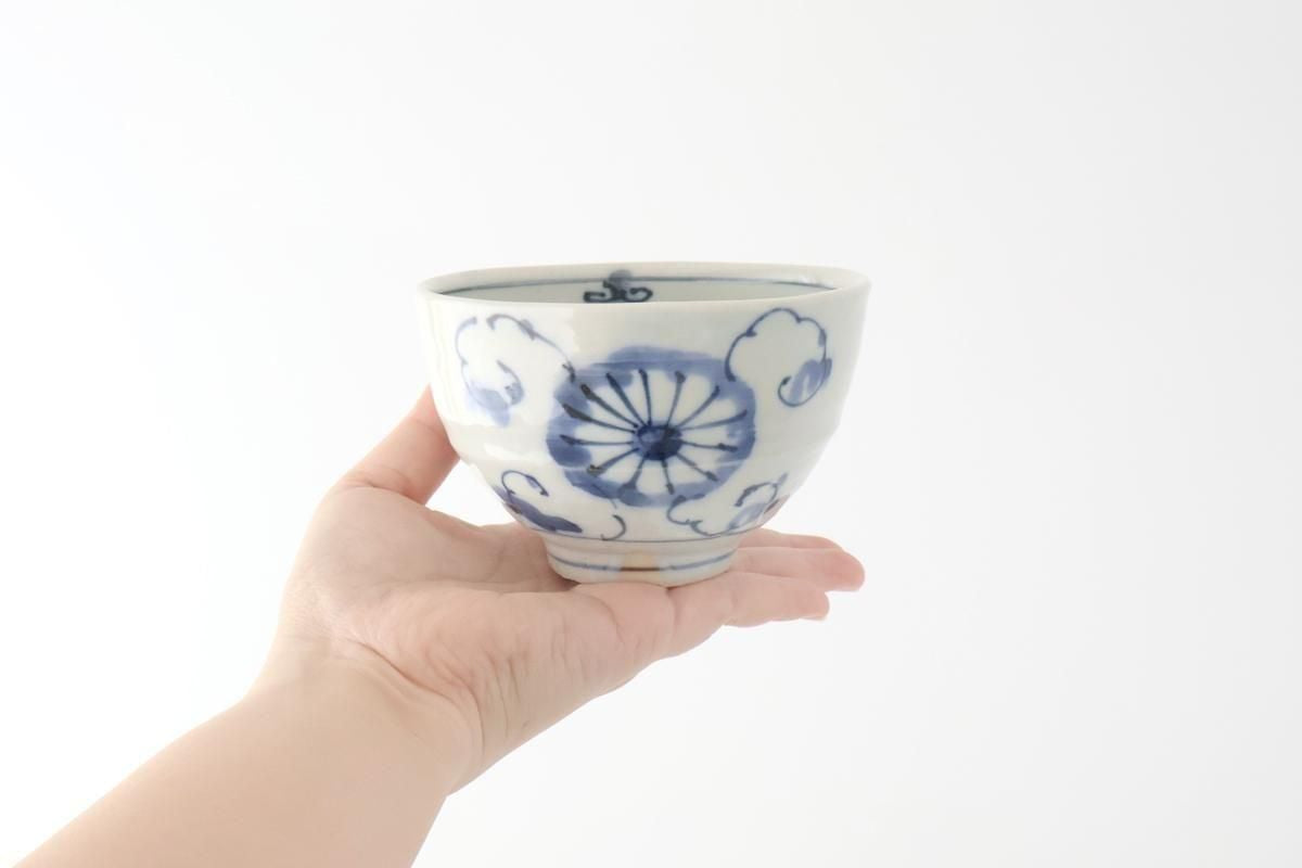 Round Rice Bowl Chrysanthemum | Arita Ware