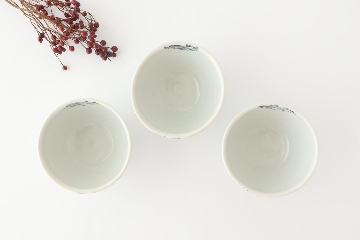Round Rice Bowl Chrysanthemum Arabesque  | Arita Ware
