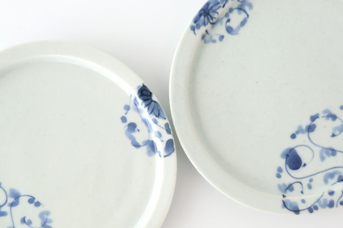 Round Flat Plate Blue Chrysanthemum Arabesque 14.5㎝/5.7in | Arita Ware