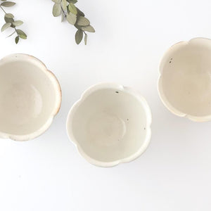 Furutani Seitosho Flower-shaped Bowl White | Kobachi
