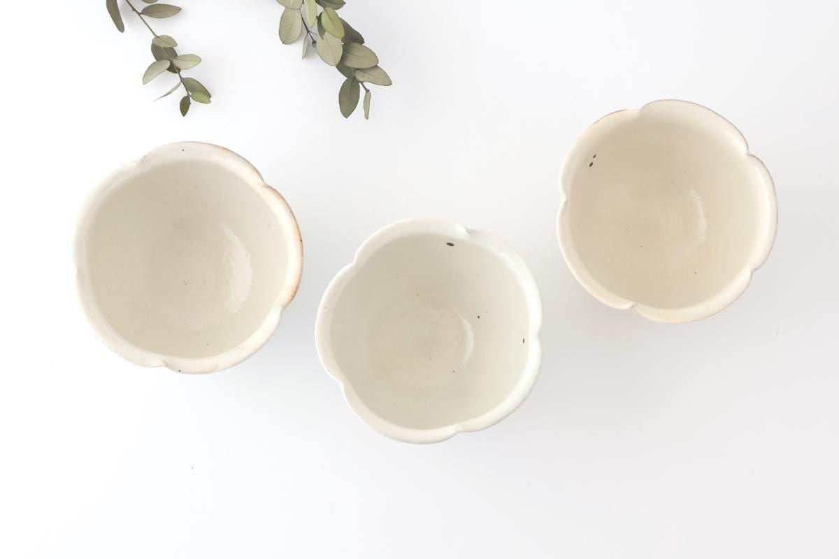 Furutani Seitosho Flower-shaped Bowl White | Kobachi