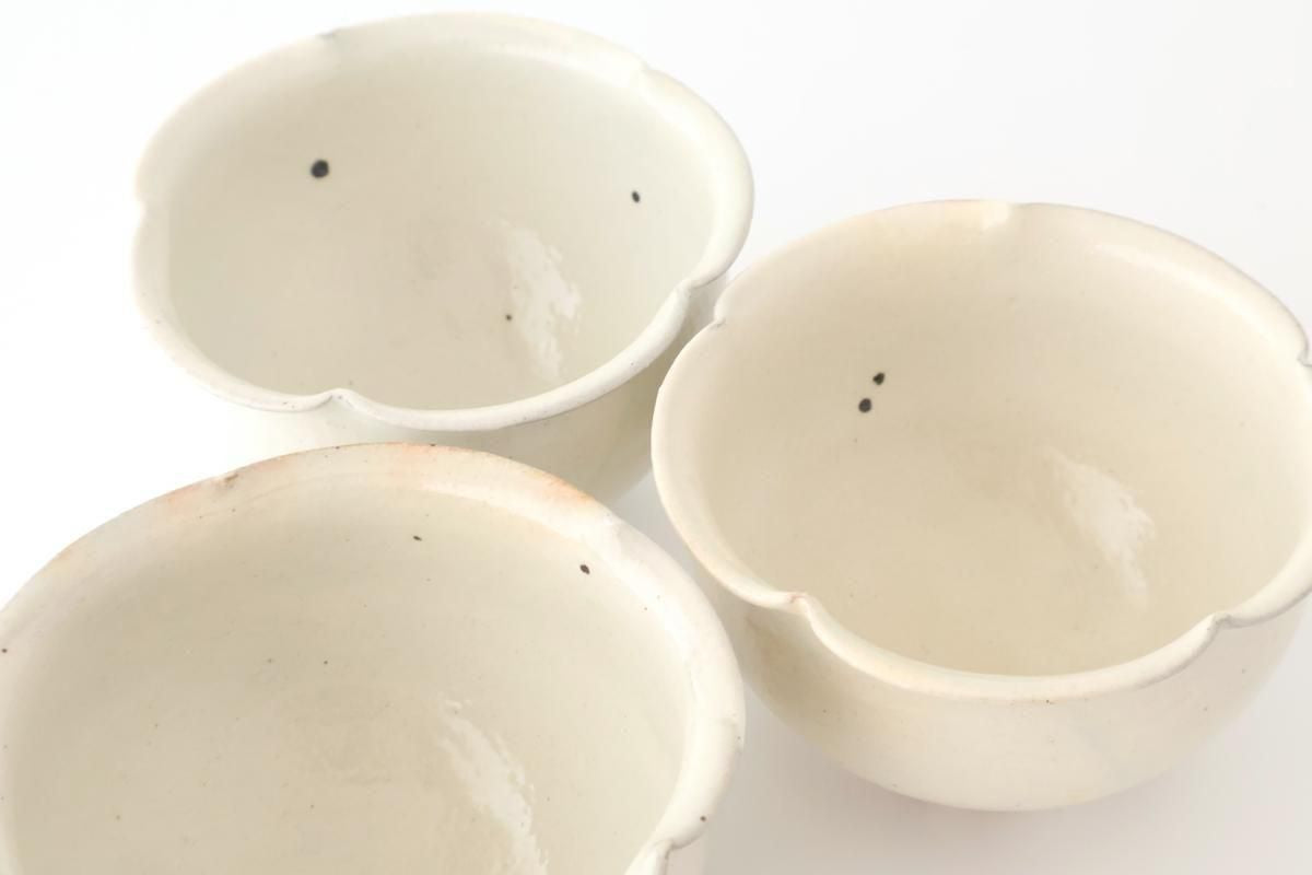 Furutani Seitosho Flower-shaped Bowl White | Kobachi
