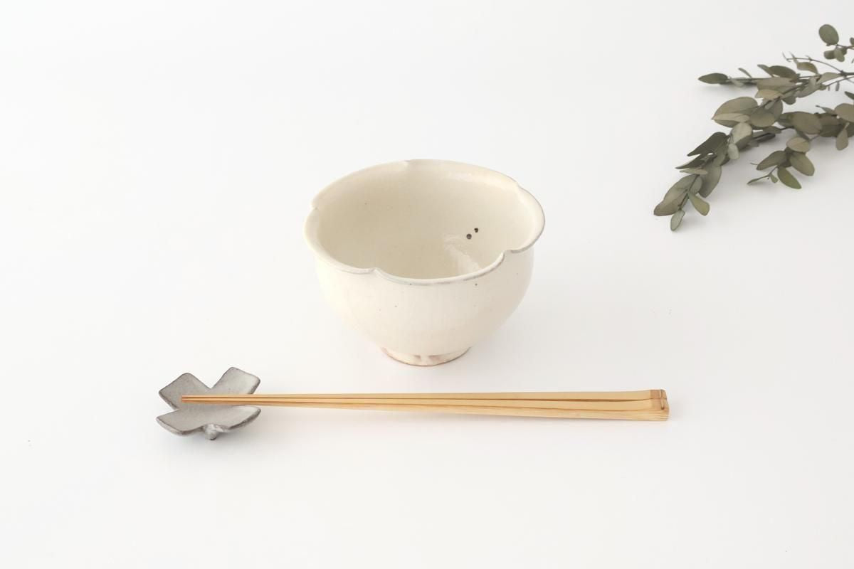 Furutani Seitosho Flower-shaped Bowl White | Kobachi