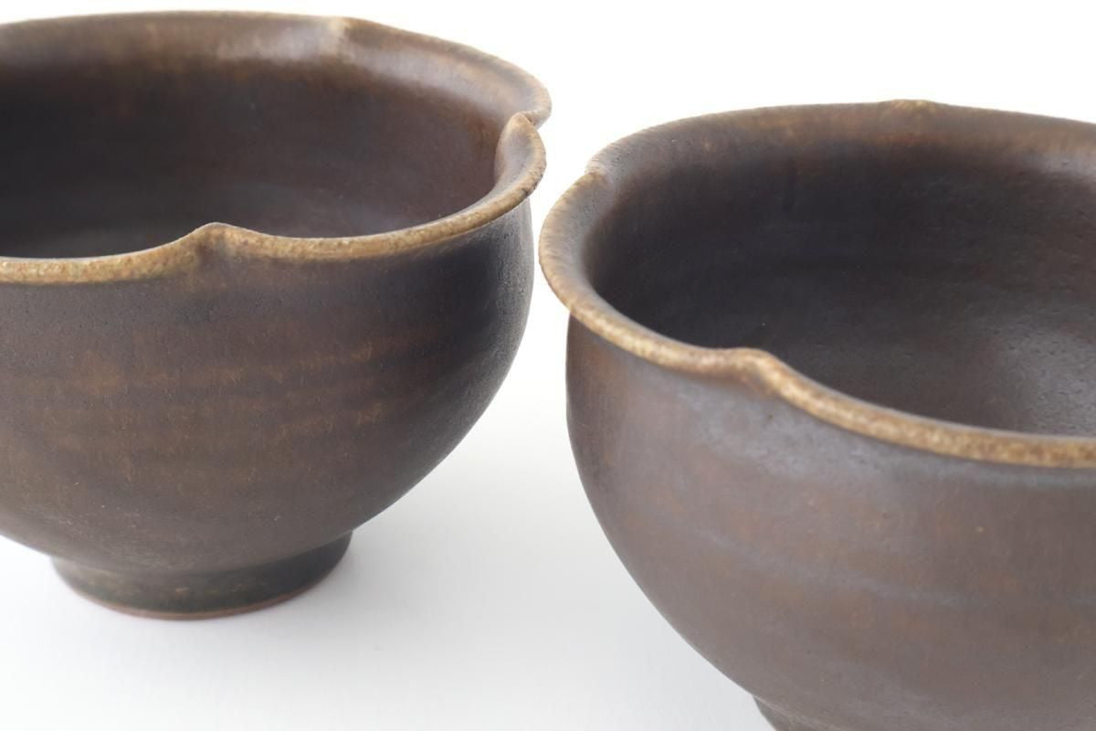 Furutani Seitosho Flower-shaped Bowl Dark Brown | Kobachi