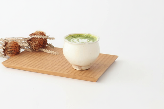Furutani Seitosho Flower-shaped Japanese Cup White | Yunomi