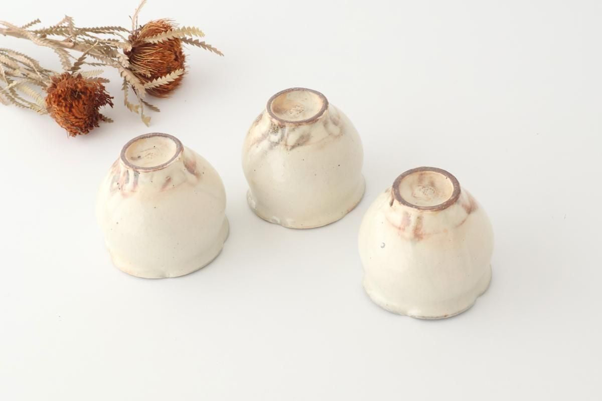 Furutani Seitosho Flower-shaped Japanese Cup White | Yunomi