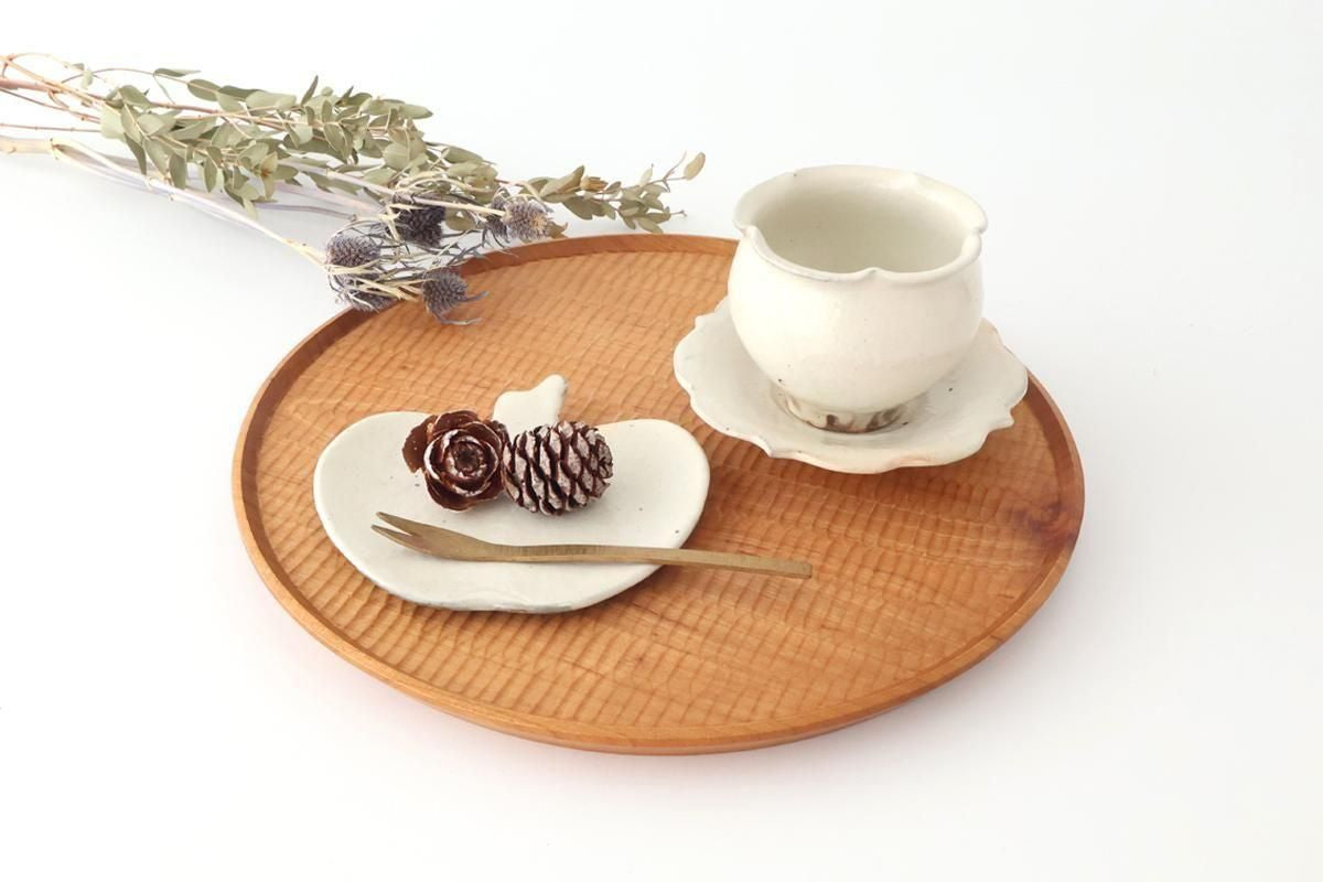 Furutani Seitosho Flower-shaped Japanese Cup White | Yunomi