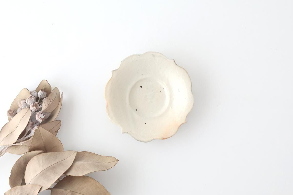 Furutani Seitosho Flower-shaped Tea Tray White