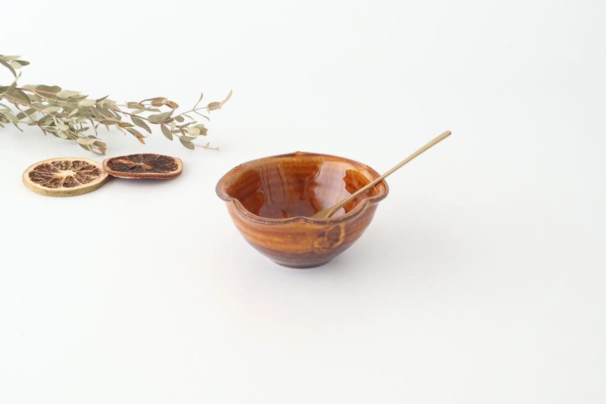 Furutani Seitosho Flower-shaped Small Bowl Brown