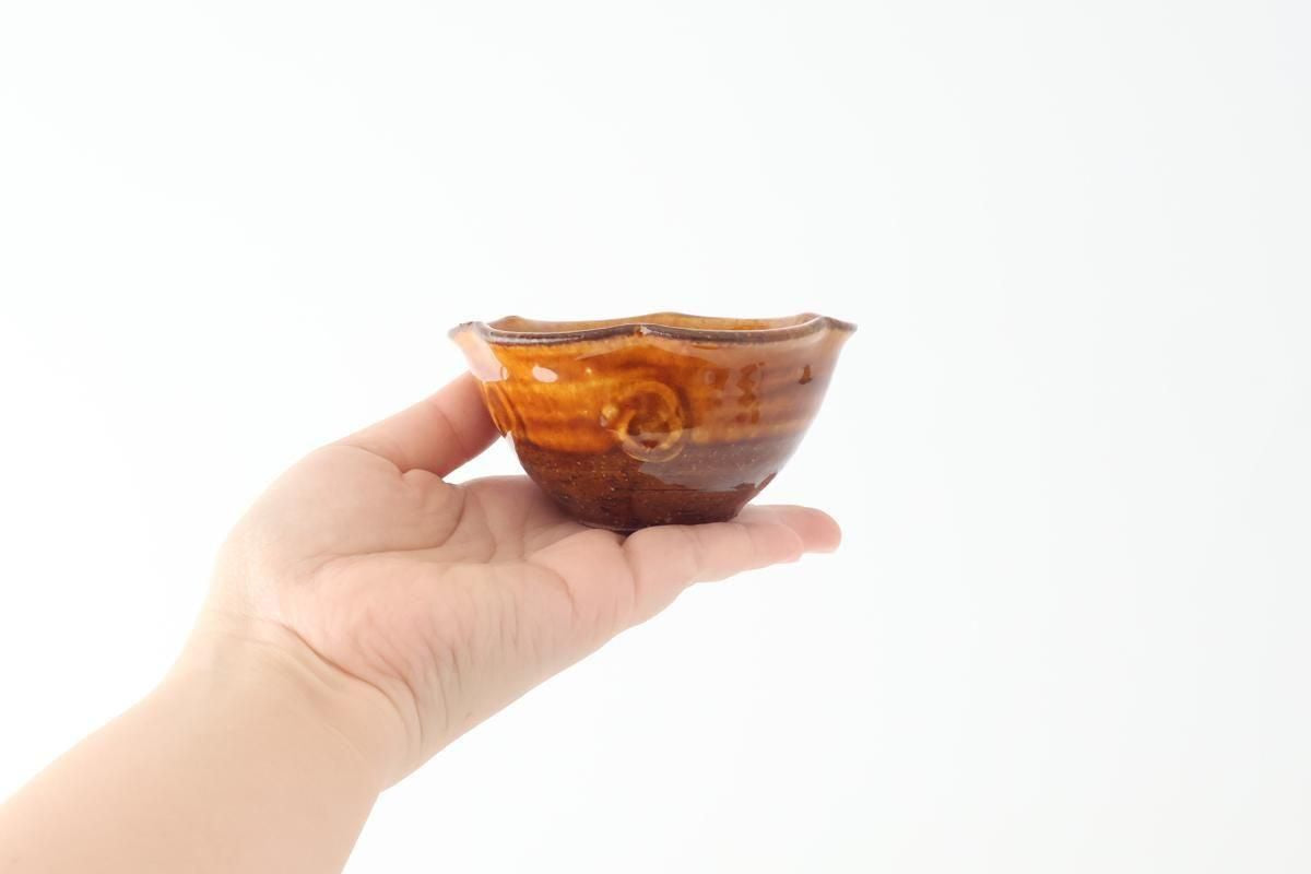 Furutani Seitosho Flower-shaped Small Bowl Brown