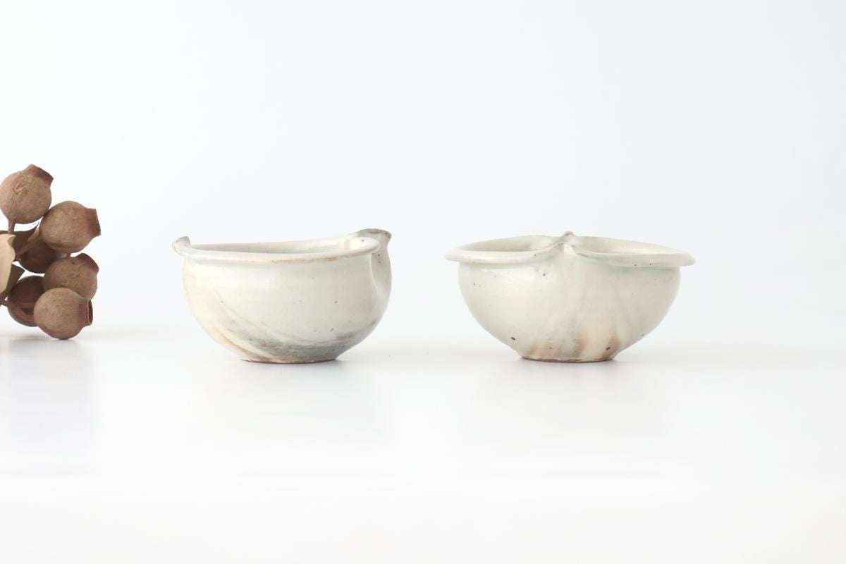 Furutani Seitosho Apple-shaped Bowl White 11㎝/4.3in