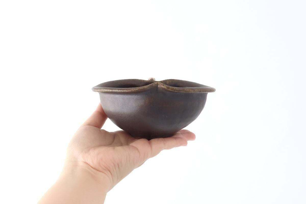 Furutani Seitosho Apple-shaped Bowl Dark Brown 15㎝/6in