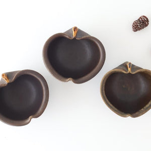 Furutani Seitosho Apple-shaped Bowl Dark Brown 11㎝/4.3in