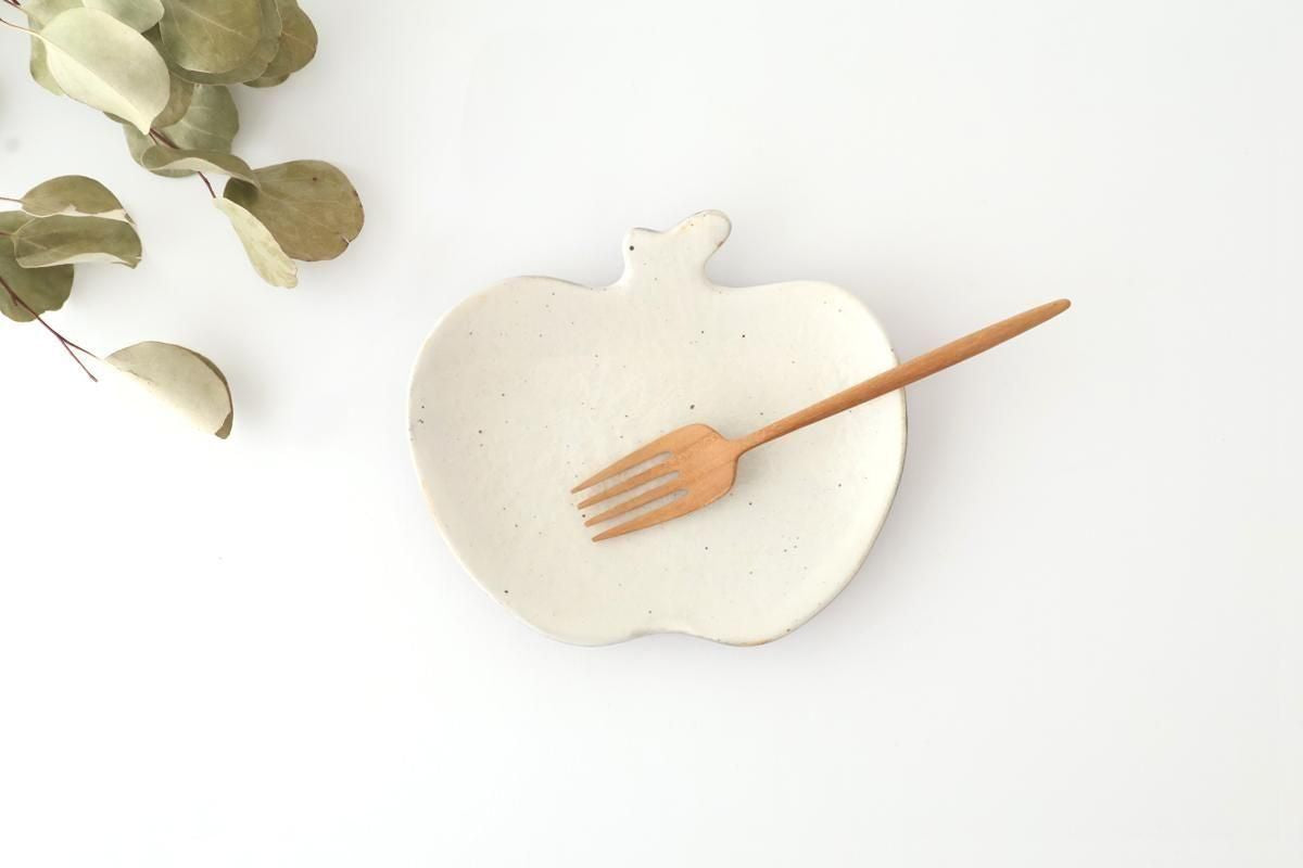 Furutani Seitosho Apple-shaped Plate White 16.5㎝/6.5in