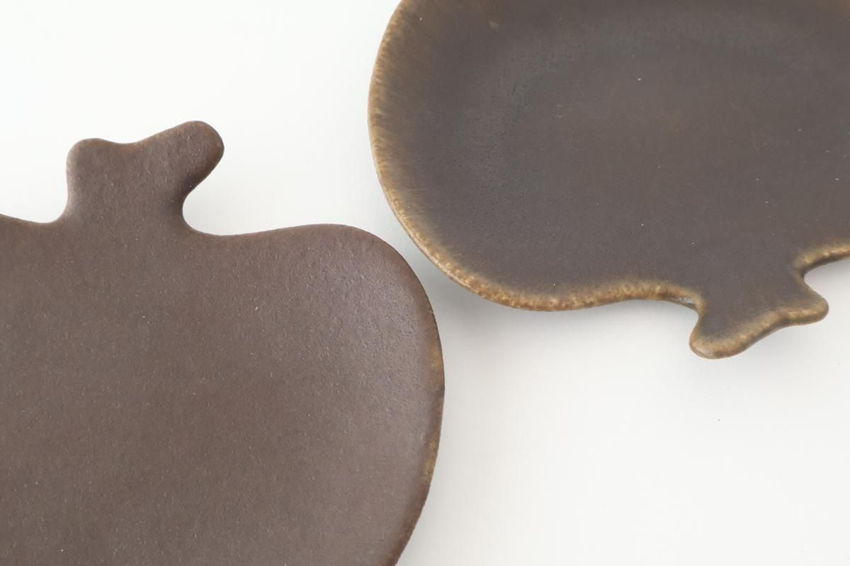 Furutani Seitosho Apple-shaped Plate Dark Brown L