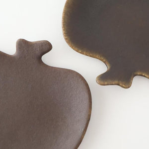 Furutani Seitosho Apple-shaped Plate Dark Brown L