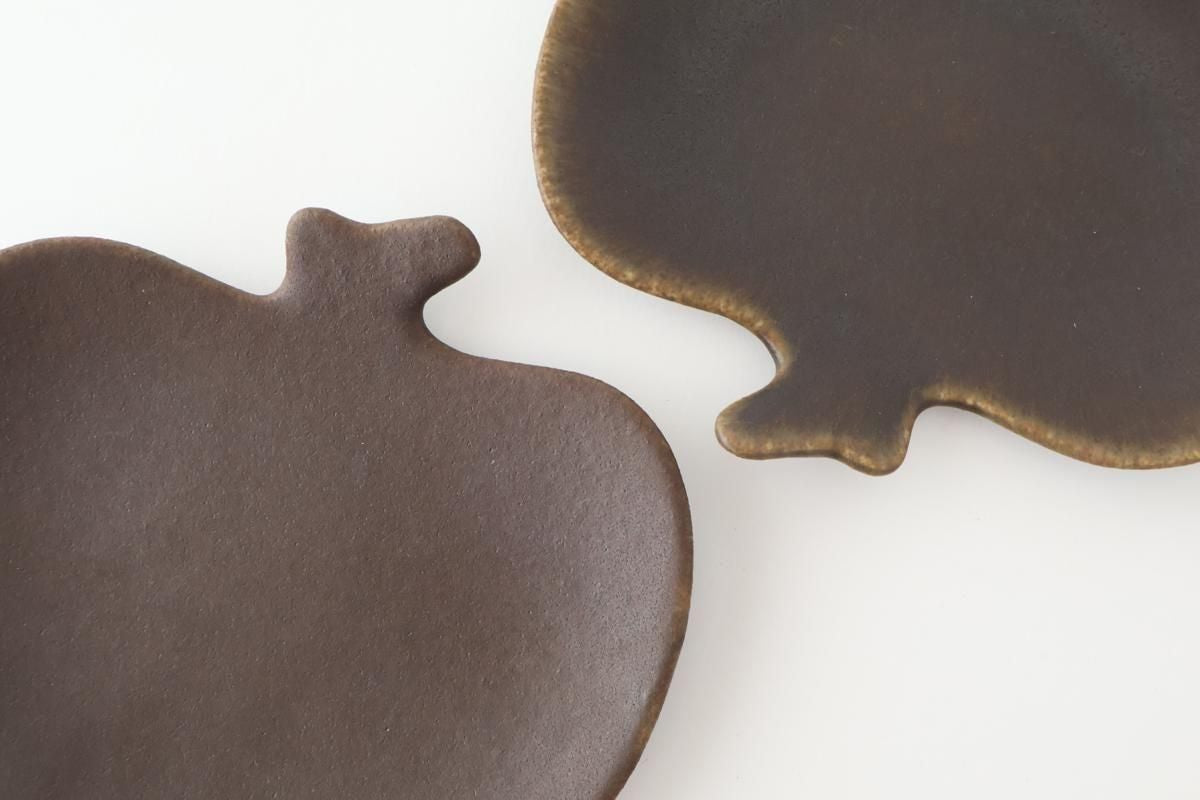 Furutani Seitosho Apple-shaped Plate Dark Brown L