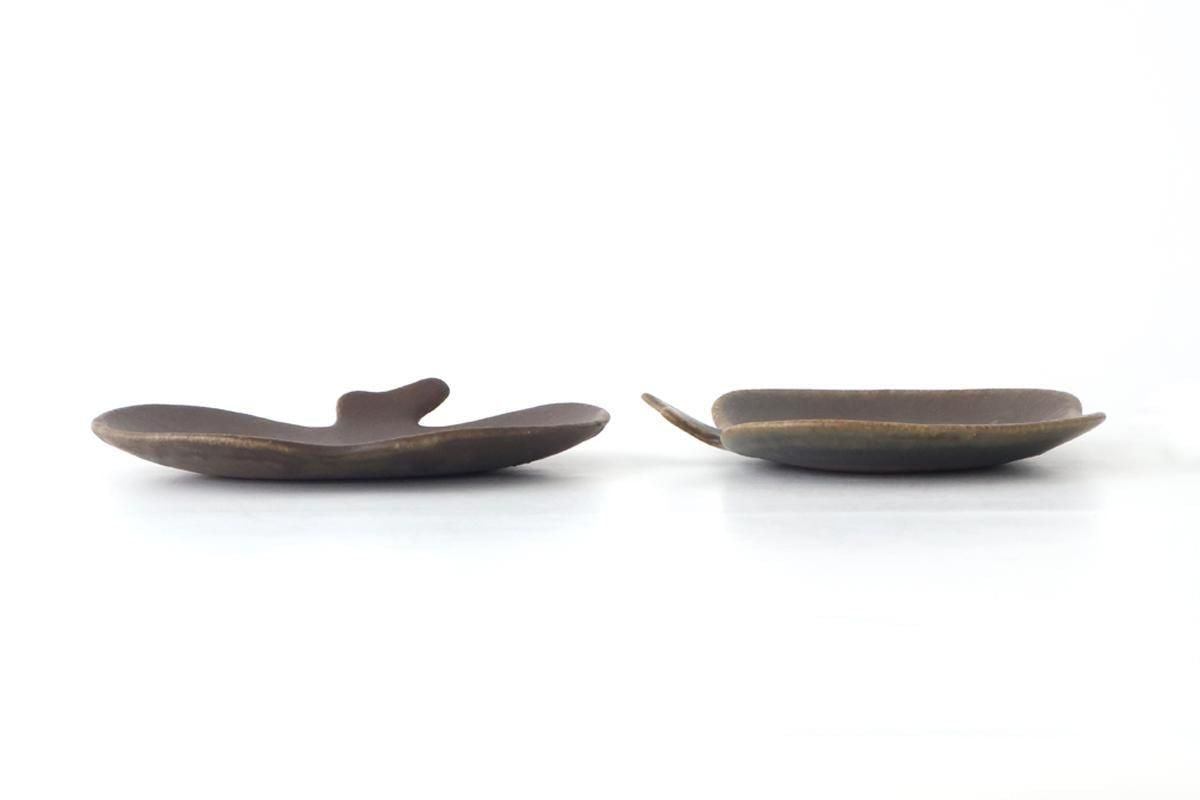 Furutani Seitosho Apple-shaped Plate Dark Brown L
