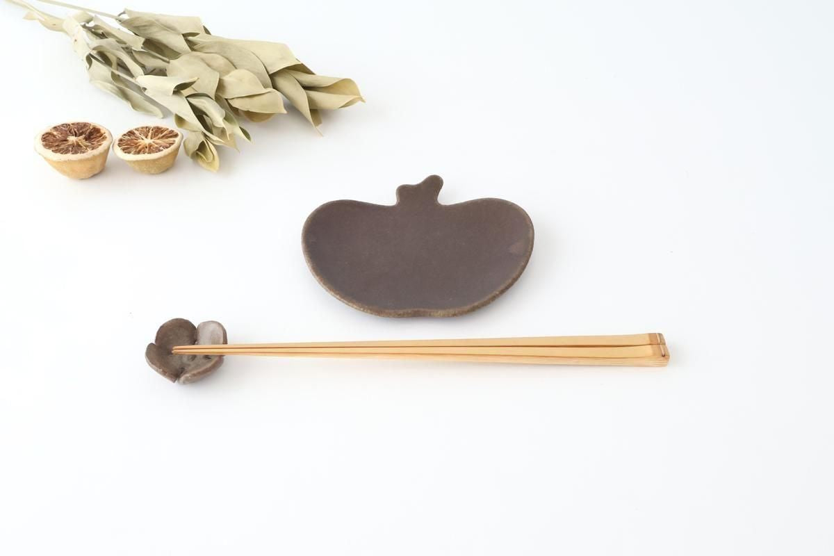 Furutani Seitosho Apple-shaped Plate Dark Brown S