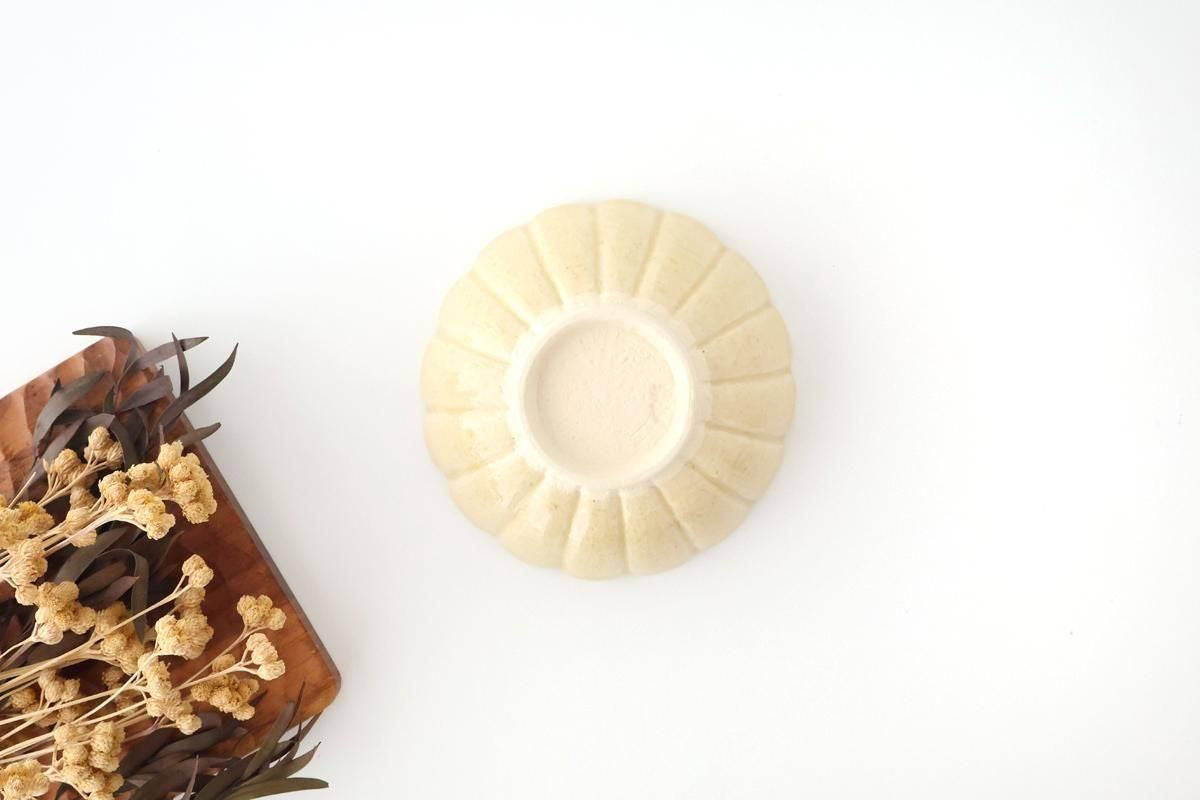 Chrysanthemum-shaped Bowl Yellow 13㎝/5.1in | Kobachi Seto Ware