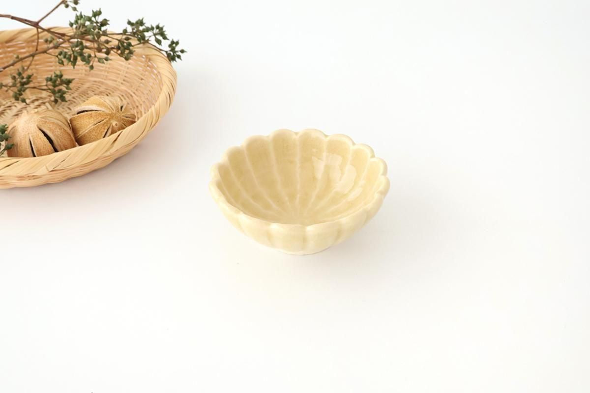 Chrysanthemum-shaped Bowl Yellow 11㎝/4.3in | Seto Ware