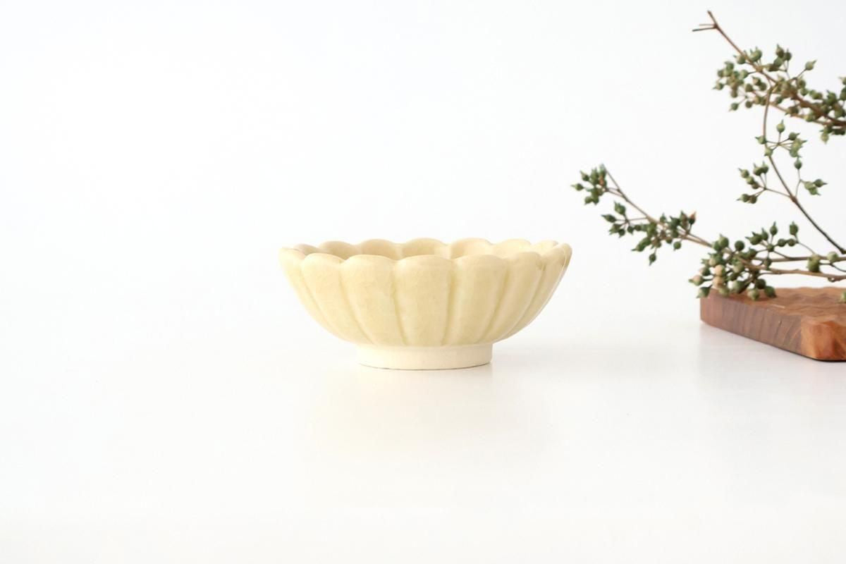 Chrysanthemum-shaped Bowl Yellow 11㎝/4.3in | Seto Ware