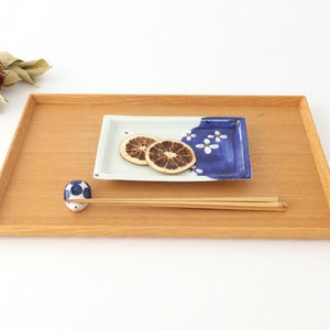 Small rectangular plate with indigo and seven flowers in gold leaf, porcelain, Hasami ware