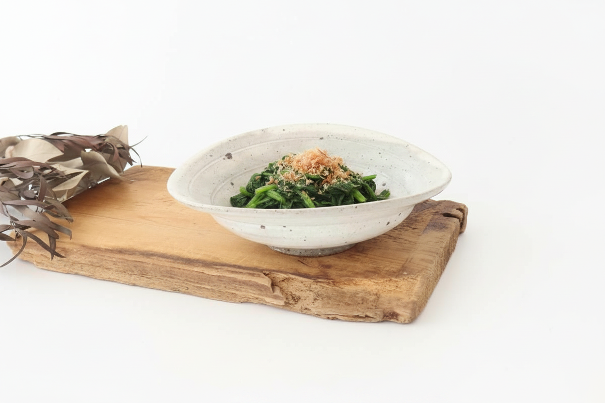 Distorted Bowl white | Serving Bowl Mino Ware